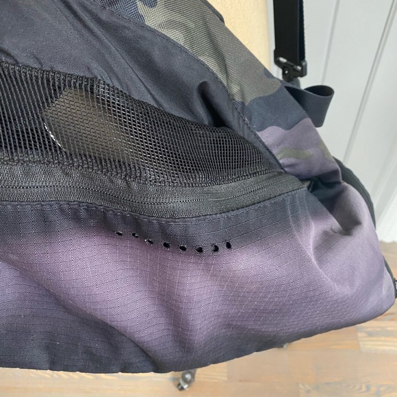 Nike duffel bag - Picture 12 of 15